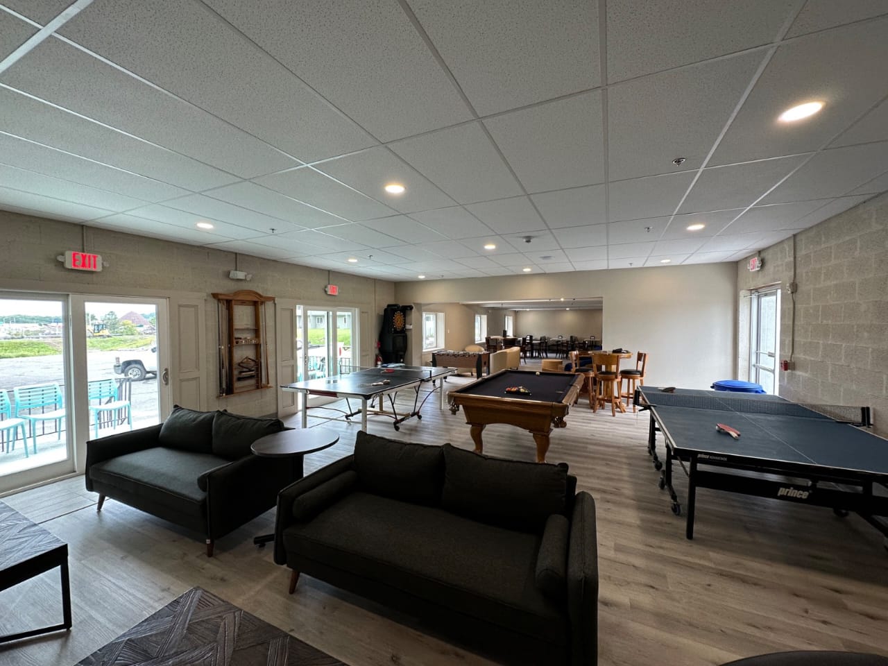 Refreshment Lounge